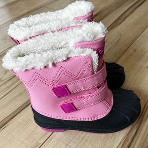 NWOT Cat & Jack Winter Boots